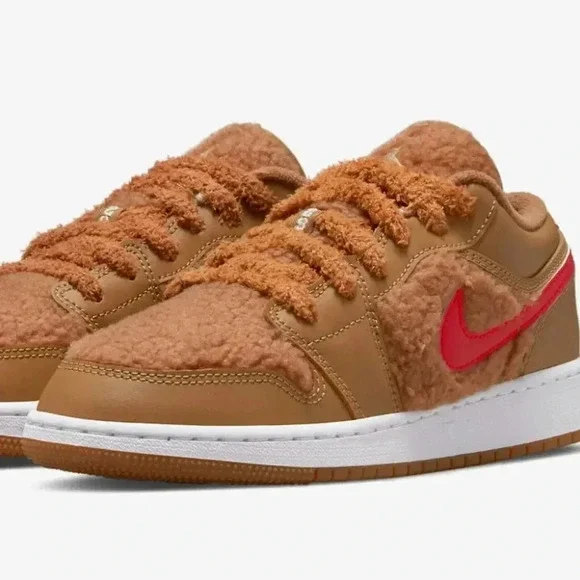 Air Jordan Retro 1 Low Utility (Gs) "Teddy Bear" (2021) sz 6.5Y (8/W) - Picture 1 of 3